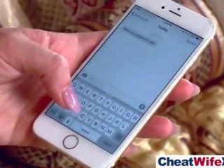 Hooters provocante esposa (alison tyler) cheats em difícil sexo clipe fita video-03